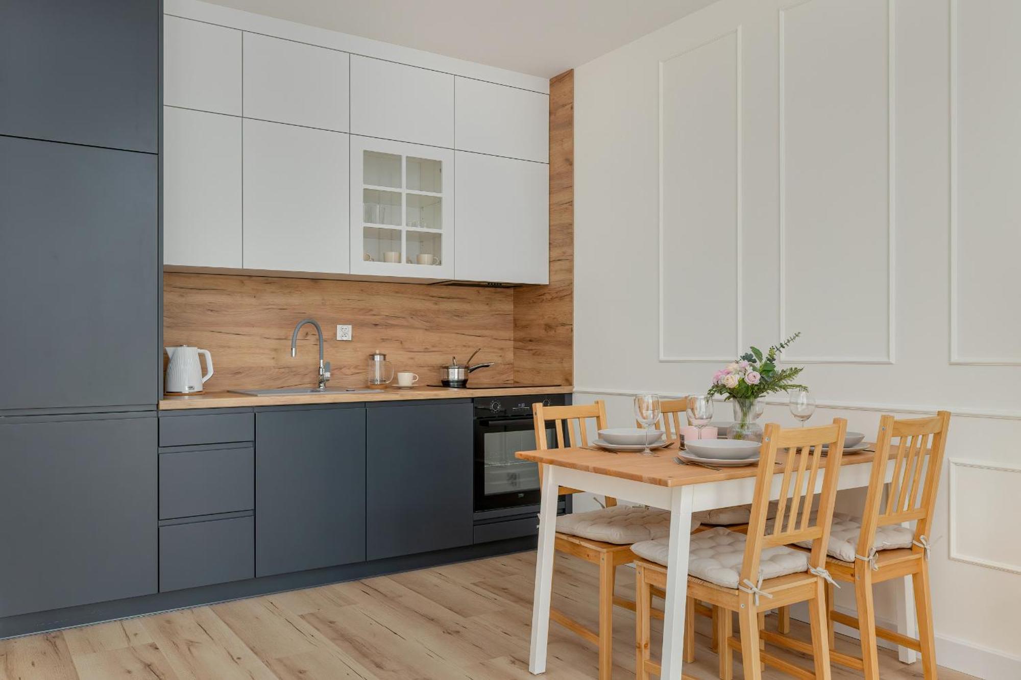 Cozy Apartment Orawska With Balcony By Noclegi Renters Красков Екстериор снимка